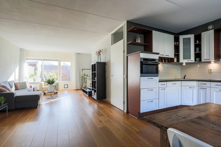 Foto 11 van Kompas 22