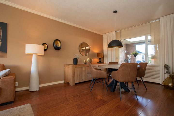 Photo 8 of Batavierenstraat 13