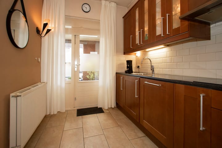 Photo 13 of Batavierenstraat 13