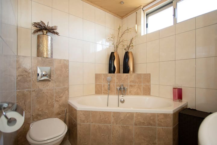 Photo 17 of Batavierenstraat 13