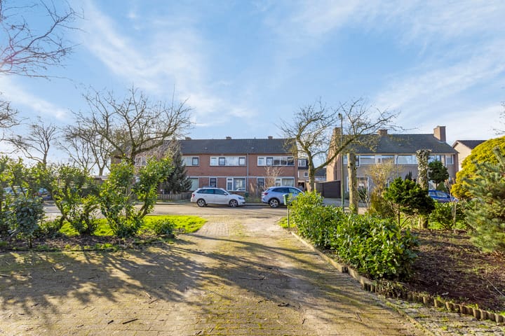 Photo 52 of Groenstraat 38