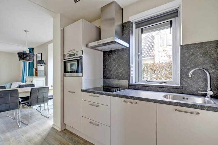 Vrijstaande woning te koop: Helmgras 21, Kamperland