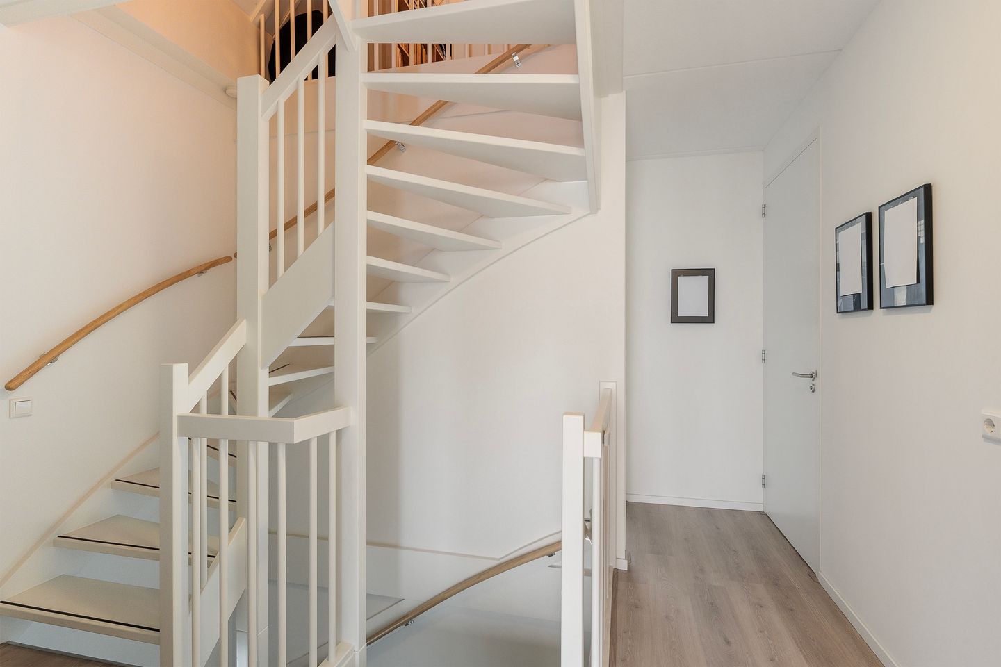 Foto 25 van Schelde-Rijnweg 76