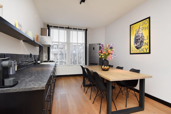 Foto 13 van Loosduinseweg 1175