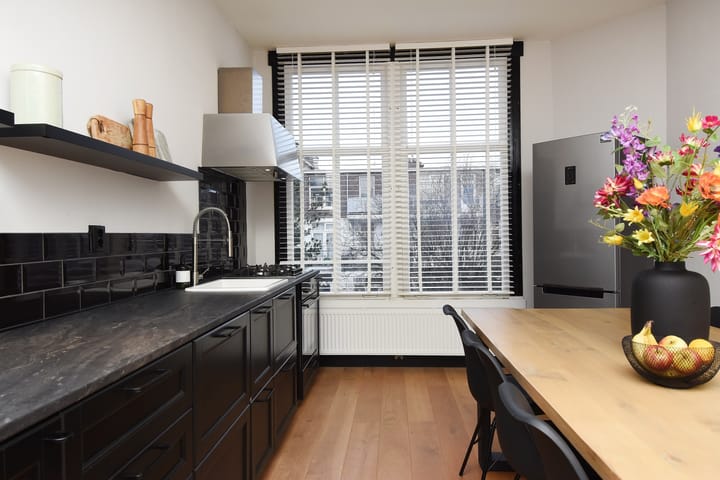 Foto 14 van Loosduinseweg 1175