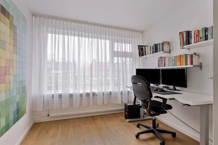 Foto 14 van Leeuwerikstraat 9