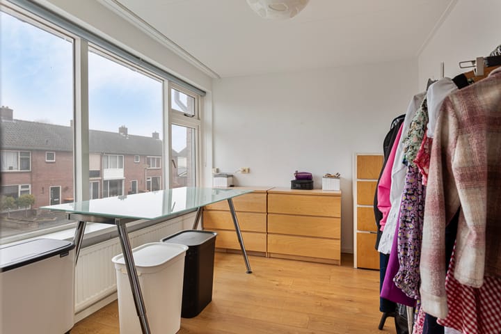 Foto 17 van Leeuwerikstraat 9