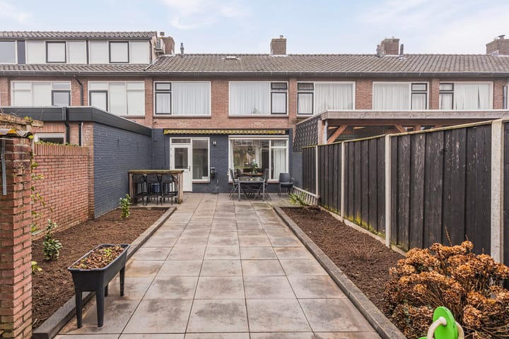 Foto 24 van Leeuwerikstraat 9