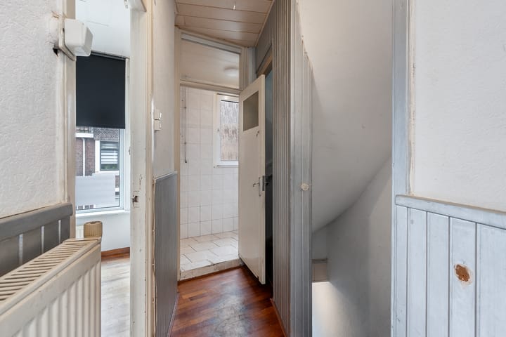 Photo 6 of Jan Vermeerstraat 36-B