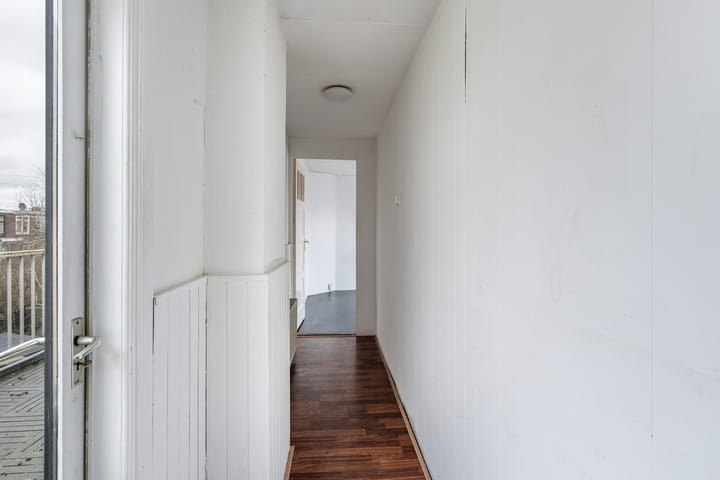 Photo 8 of Jan Vermeerstraat 36-B