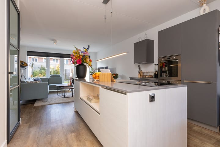 Foto 3 van Adriaan Anthoniszstraat 17