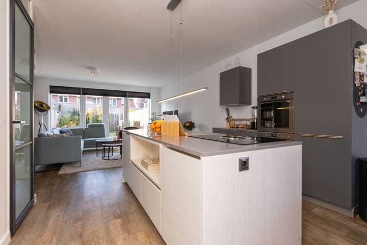 Foto 26 van Adriaan Anthoniszstraat 17