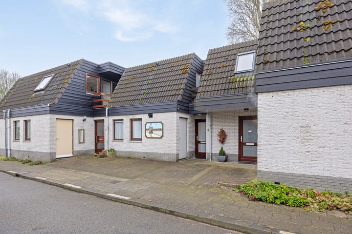 Foto 2 van Vicarieweg 6