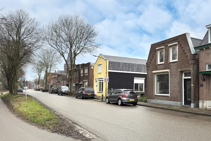 Foto 74 van Dennis Leestraat 51