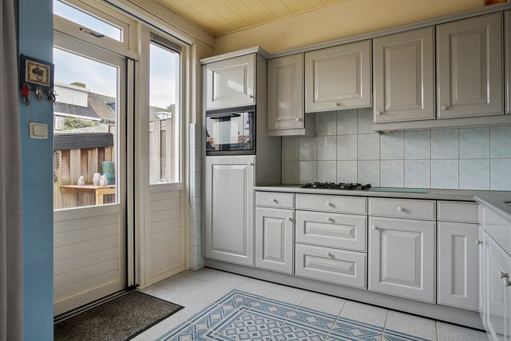 Photo 13 of C. Huygenslaan 15