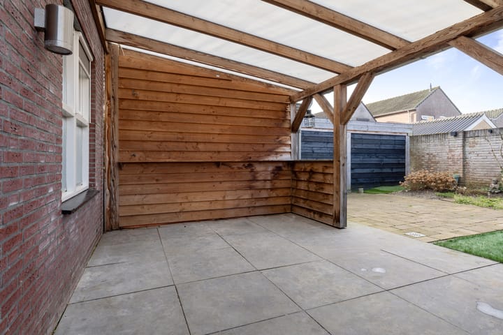 Foto 49 van Graaf Engelbrechtstraat 1