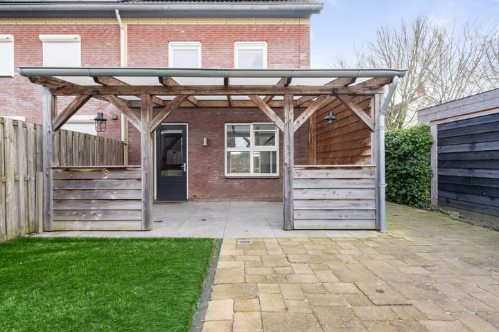 Foto 57 van Graaf Engelbrechtstraat 1