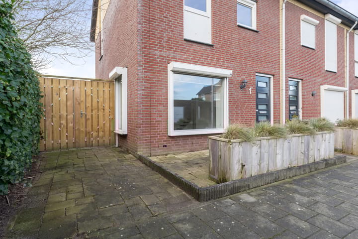 Foto 59 van Graaf Engelbrechtstraat 1