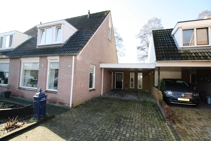 Photo 22 of Laan '40-'45 146