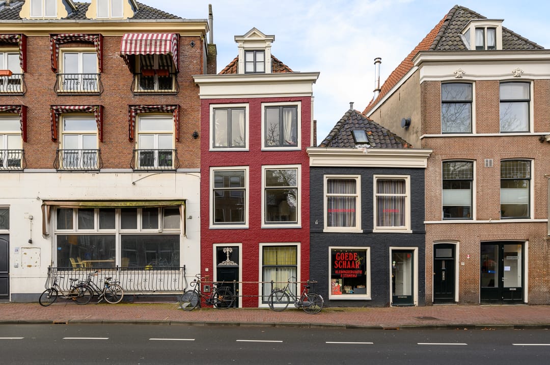 Photo 1 of Kort Rapenburg 15-A