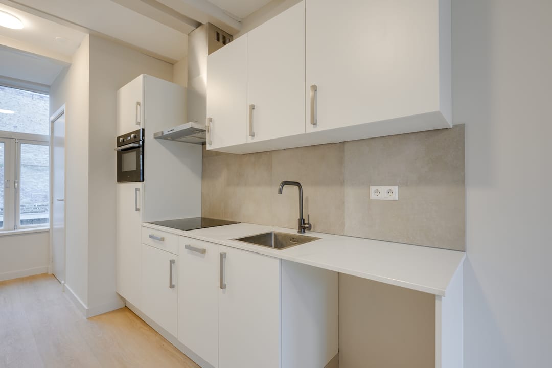 Photo 8 of Kort Rapenburg 15-A