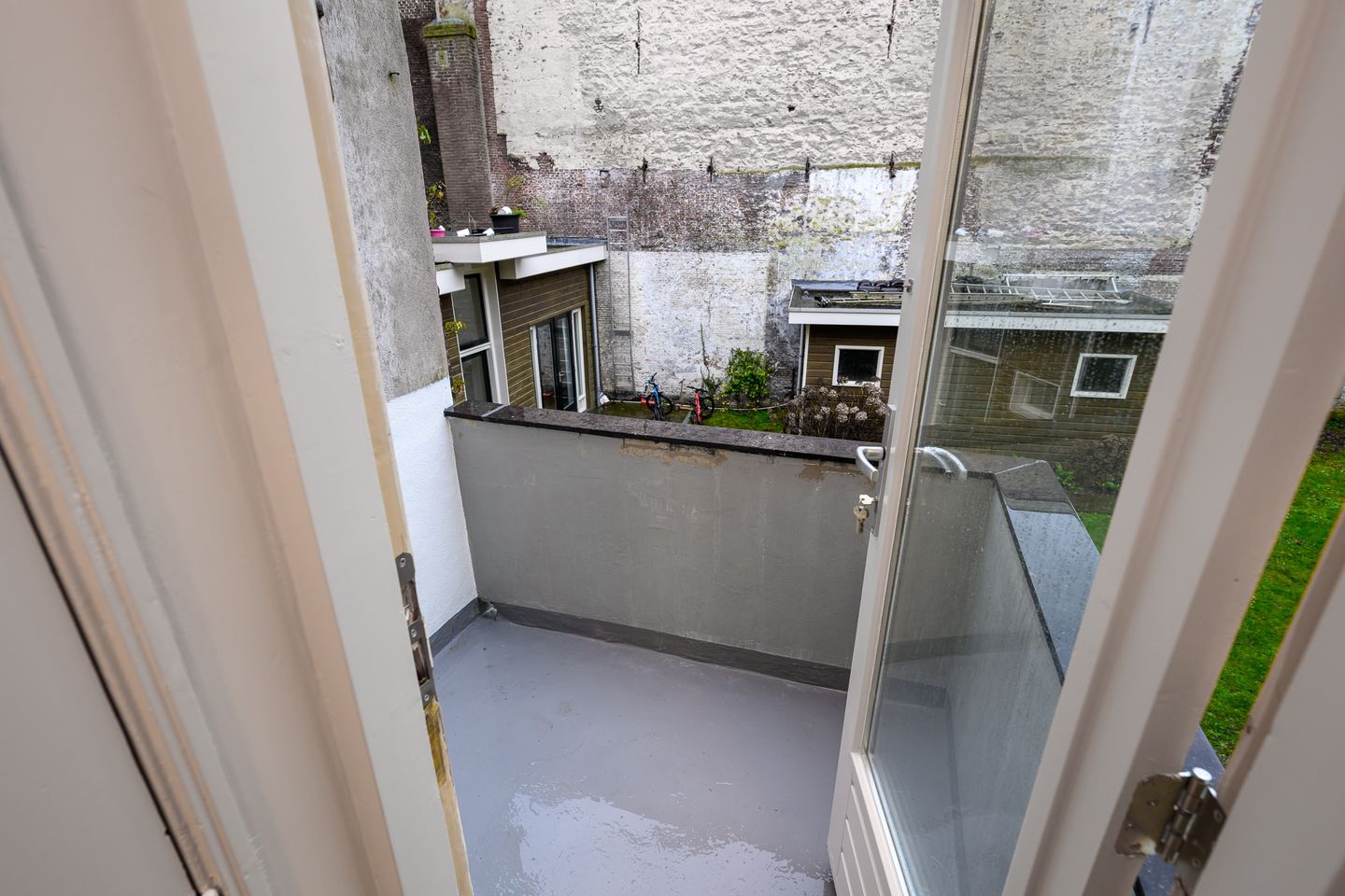 Photo 10 of Kort Rapenburg 15-A