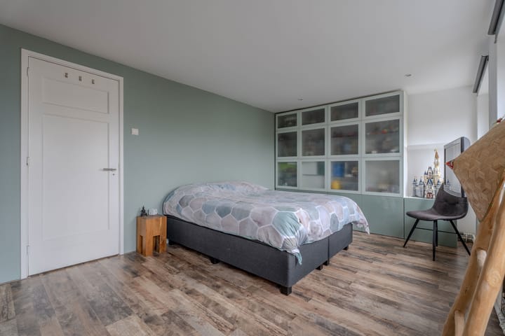 Foto 4 van Menadostraat 21