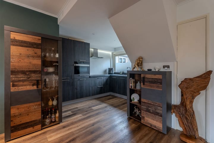 Foto 16 van Menadostraat 21