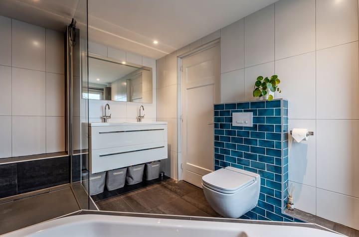 Foto 32 van Menadostraat 21