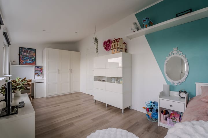 Foto 37 van Menadostraat 21