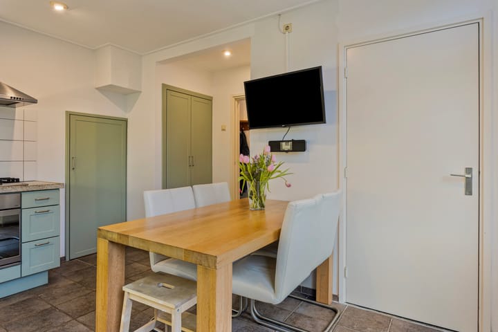 Photo 16 of Kerkstraat 74