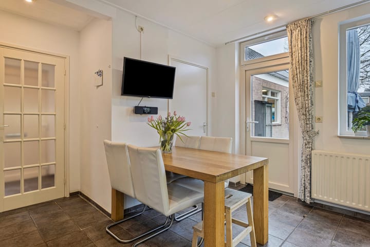 Photo 17 of Kerkstraat 74