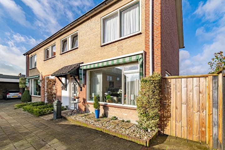 Foto 3 van Begoniastraat 9