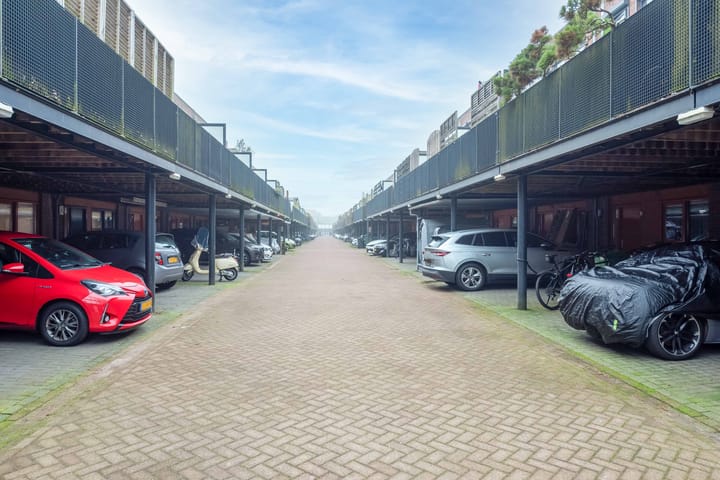 Foto 54 van Willem Hedastraat 105