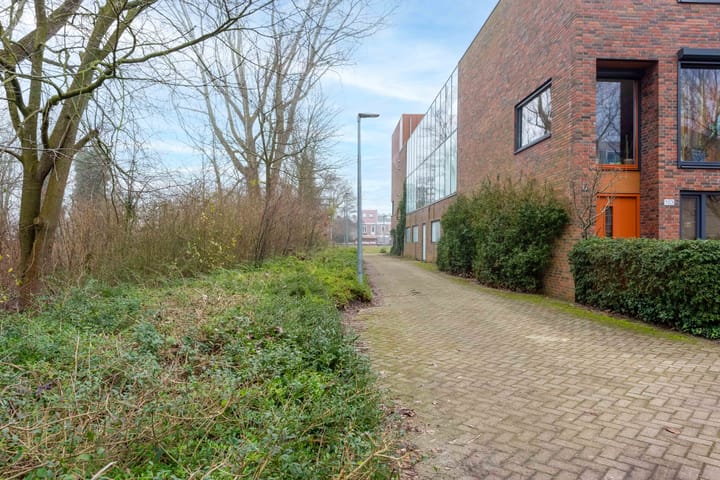 Foto 55 van Willem Hedastraat 105