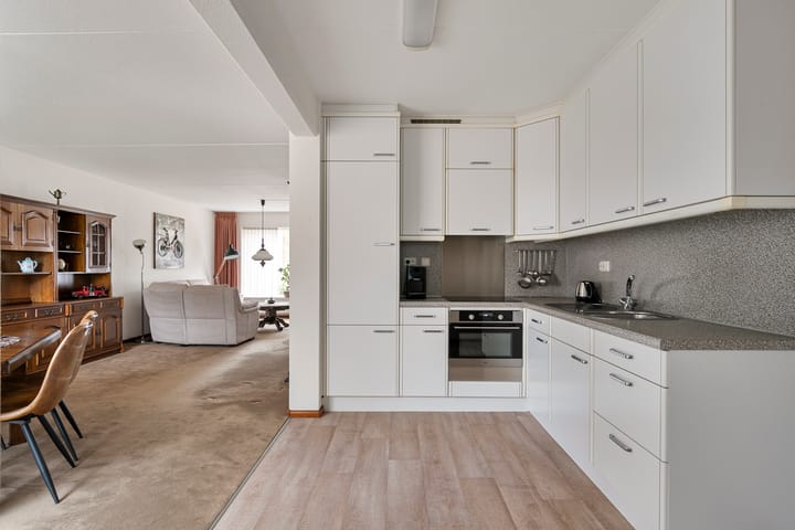 Foto 12 van Looierstraat 6