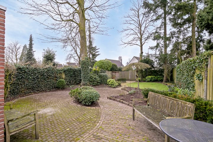 Foto 28 van Looierstraat 6