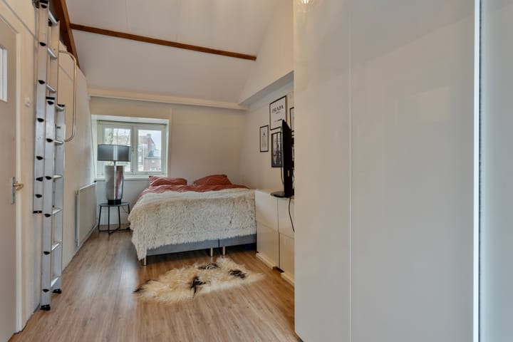 Foto 21 van Emmaplein 11