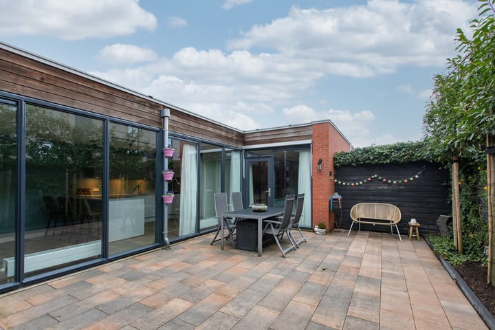 Foto 20 van Alfred Mozerplein 22