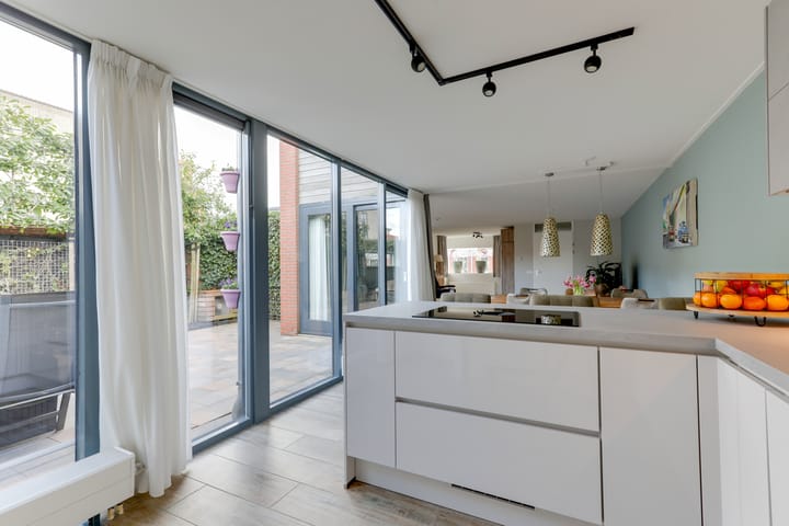 Foto 23 van Alfred Mozerplein 22