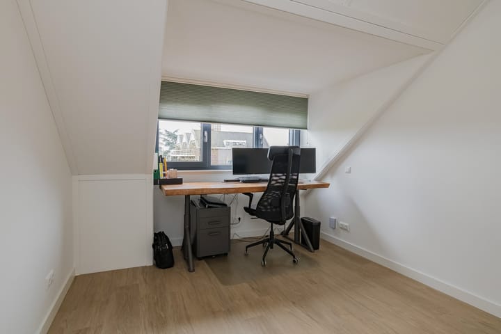 Foto 34 van Willem Kloosstraat 110