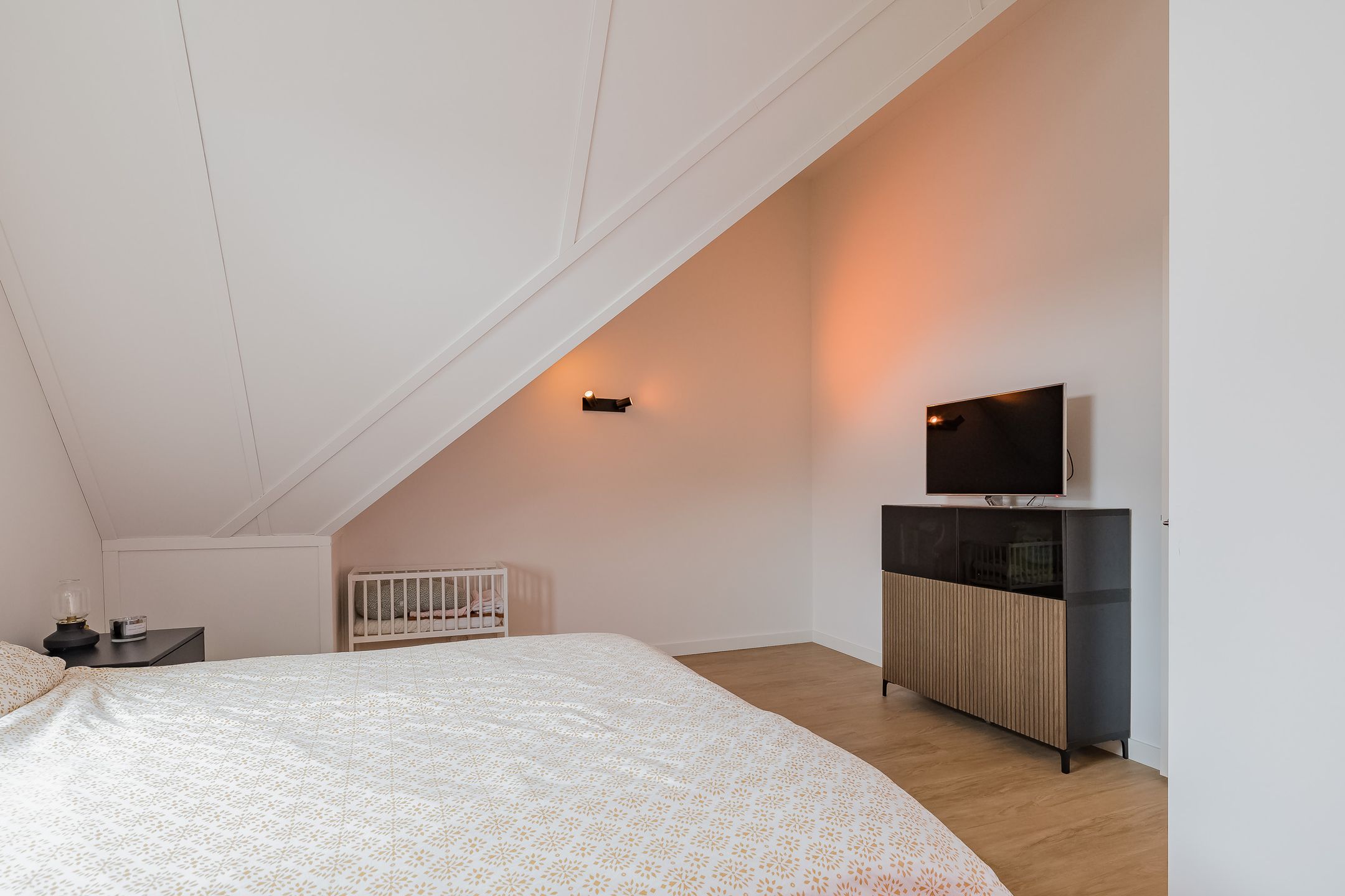 Photo 39 of Willem Kloosstraat 110