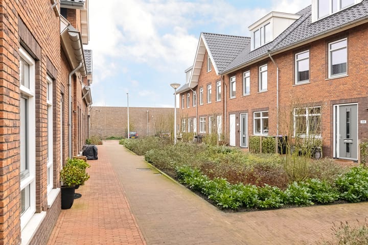 Foto 45 van Willem Kloosstraat 110