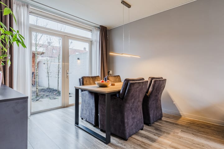 Foto 6 van Willem Knuttelstraat 39