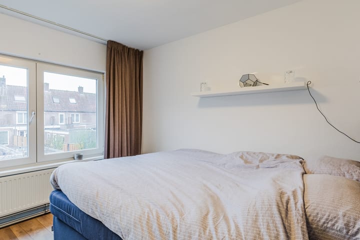 Foto 13 van Willem Knuttelstraat 39