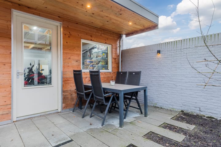 Foto 27 van Willem Knuttelstraat 39