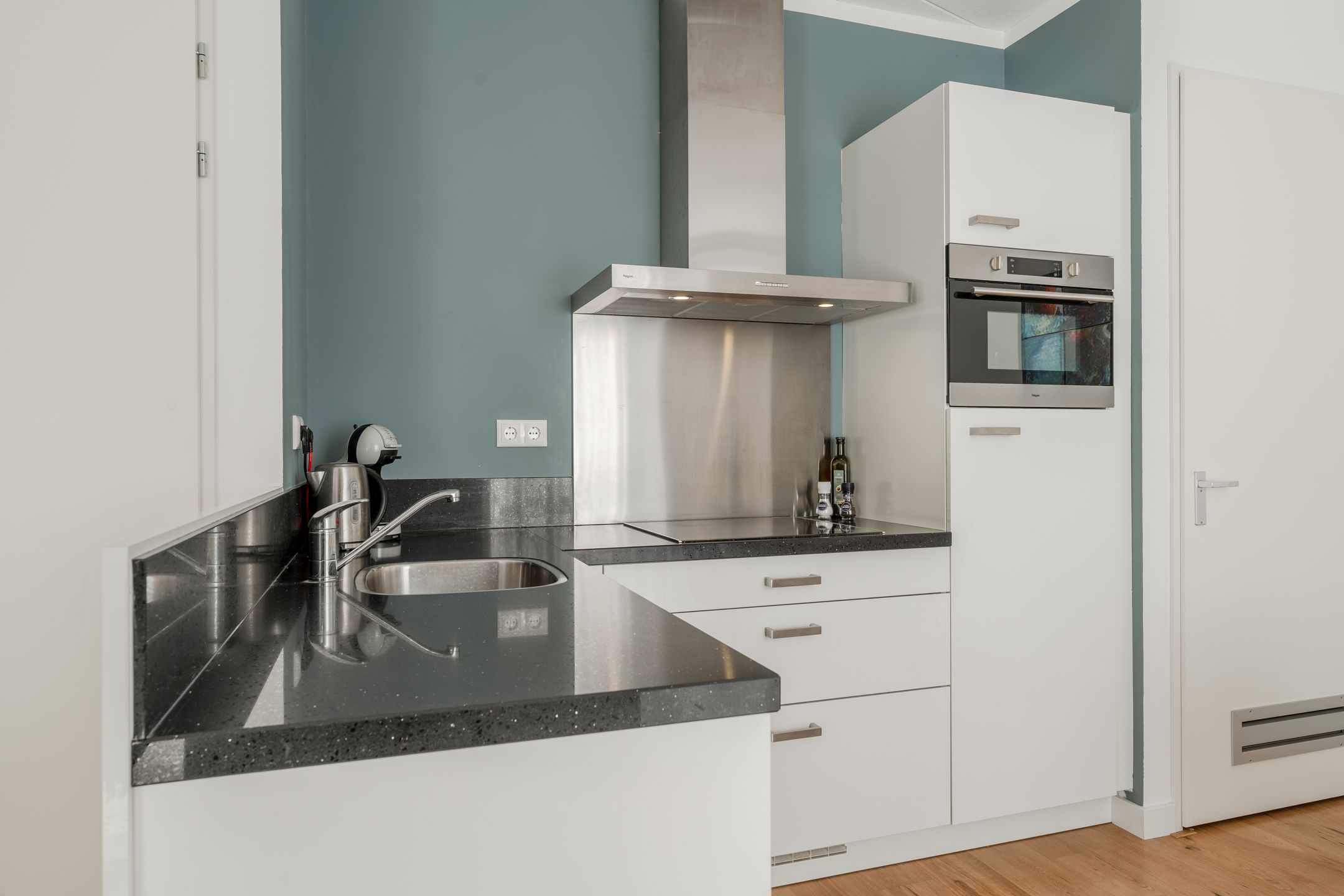 Foto 24 van Carel Willinkgracht 503