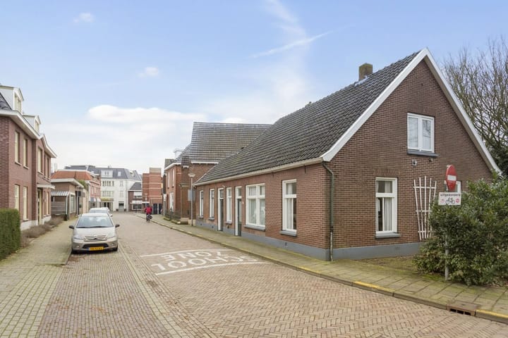 Foto 3 van Stationsstraat 11