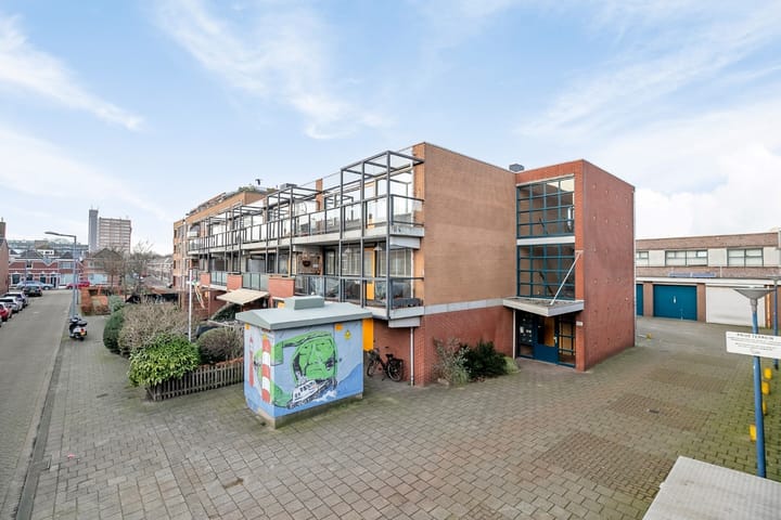 Foto 8 van Midden-Scheepvaartstraat 29