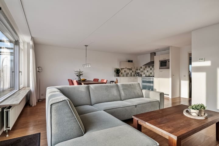 Foto 17 van Midden-Scheepvaartstraat 29